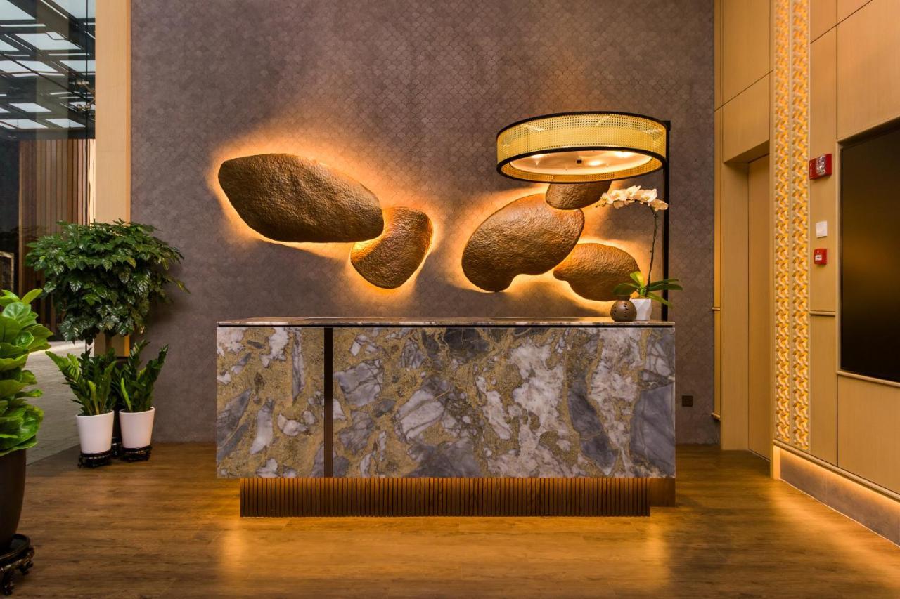 M Resort & Hotel Kuala Lumpur Exterior photo The reception desk at the hotel