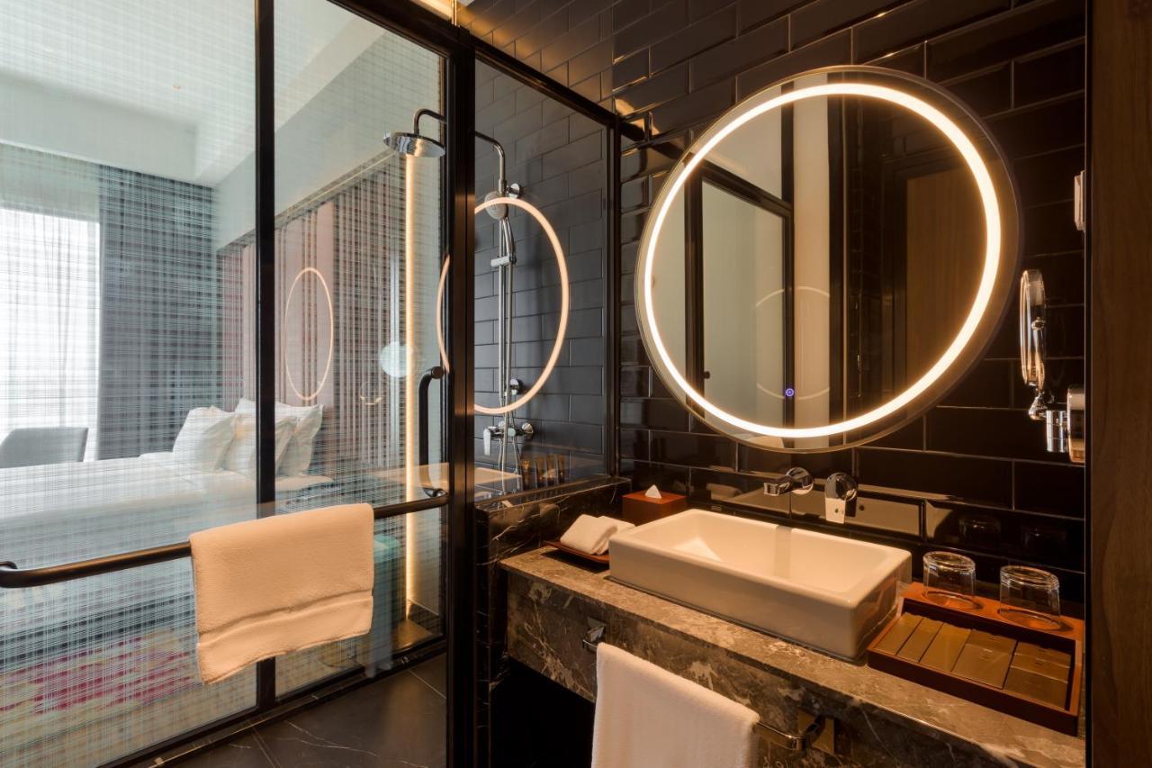 M Resort & Hotel Kuala Lumpur Exterior photo Bathroom